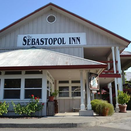 Sebastopol Inn Exteriér fotografie