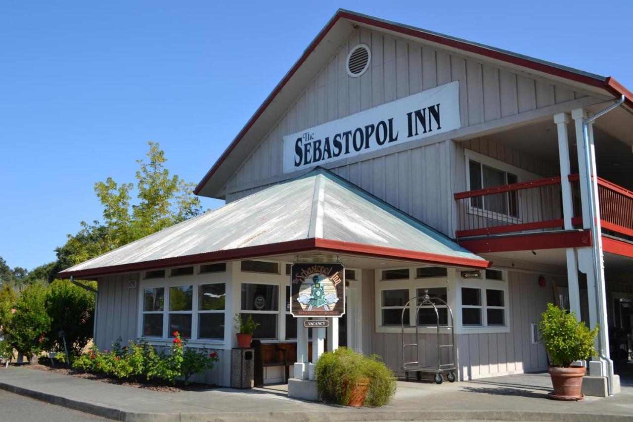 Sebastopol Inn Exteriér fotografie