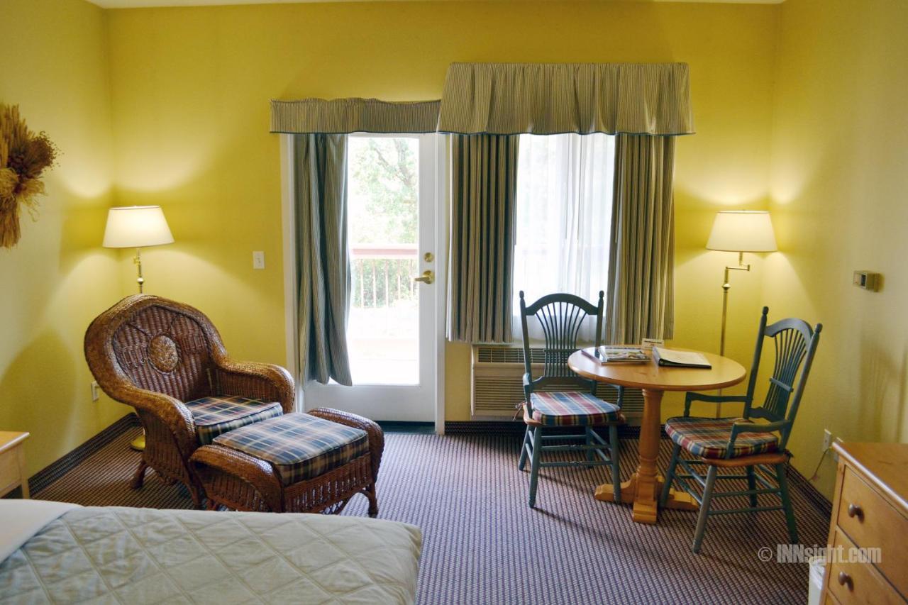 Sebastopol Inn Exteriér fotografie
