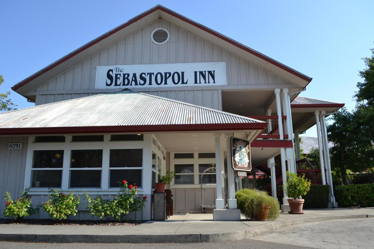 Sebastopol Inn Exteriér fotografie